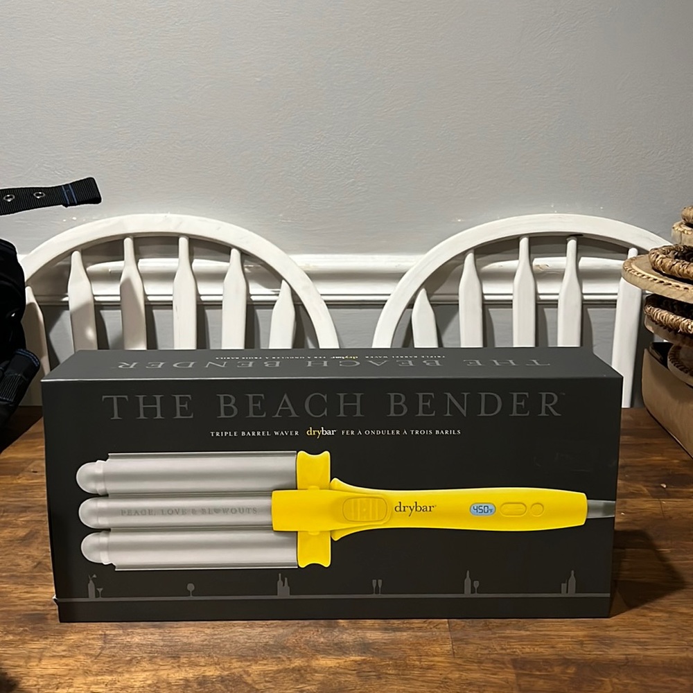 Drybar The Beach Bender. Brand new in the box!